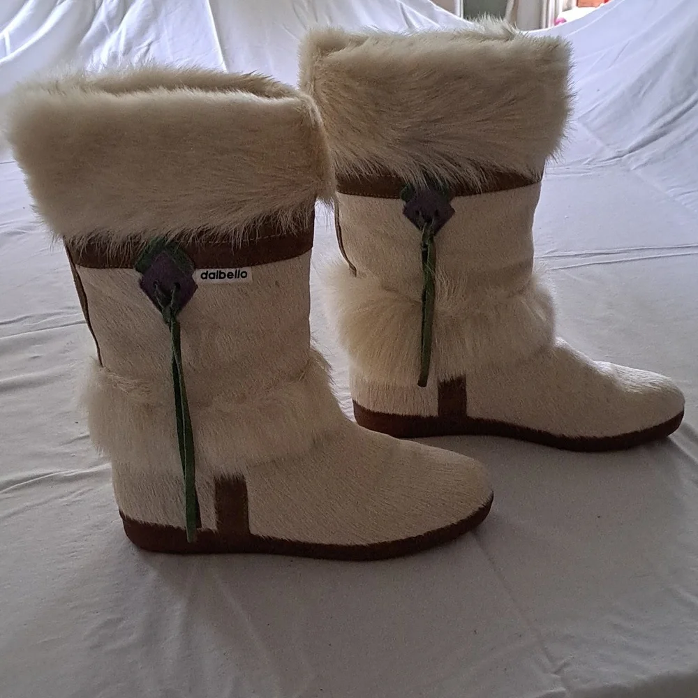 Dalbello Women's Goat Hair Boots in white - Picture 3 of 13